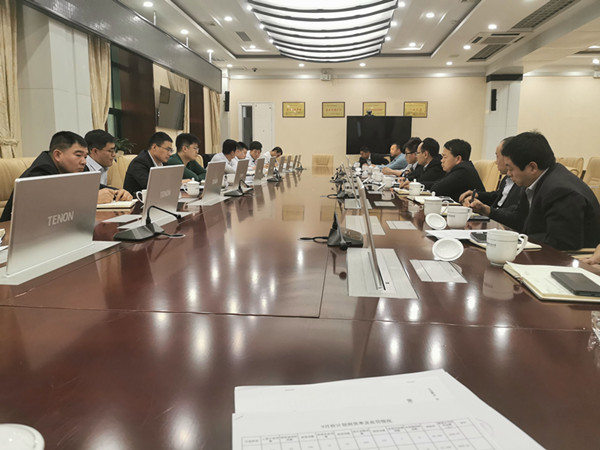 （配圖）榆通公司聚集合力，推進紅柳林礦業(yè)公司庫存“瘦身”楊亮軍.jpg