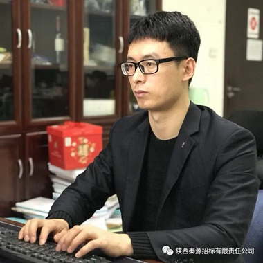 小雒照片.jpg
